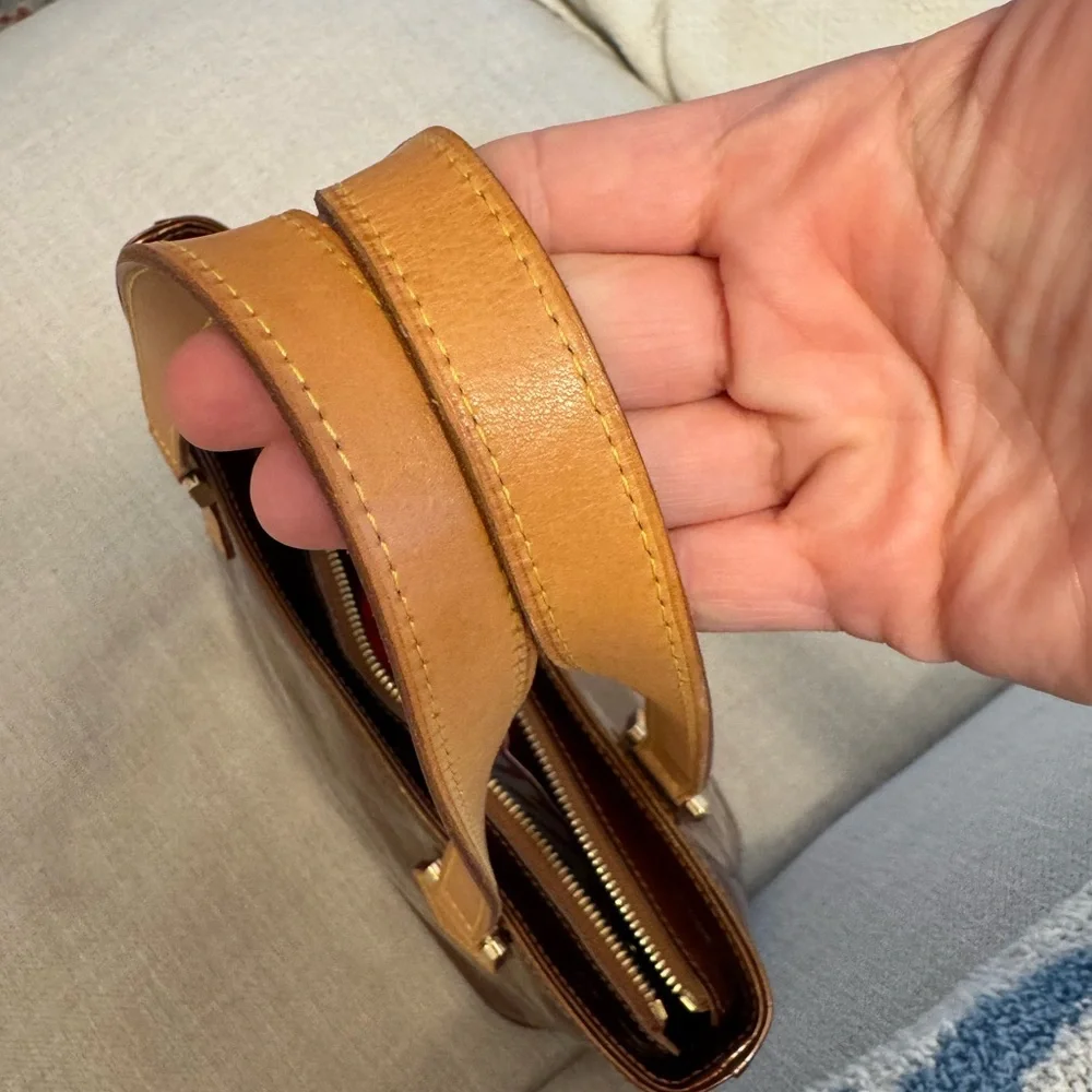 Louis Vuitton Vernis Caramel Brown Monogram Tote - Picture 4 of 12